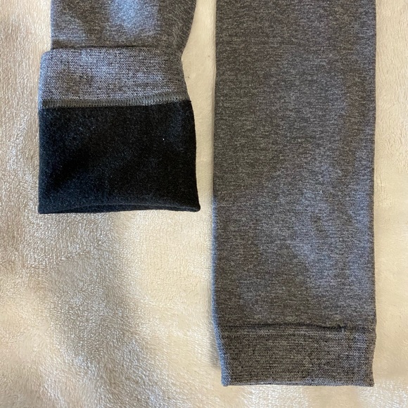 LEGGINGS - Picture 2 of 2